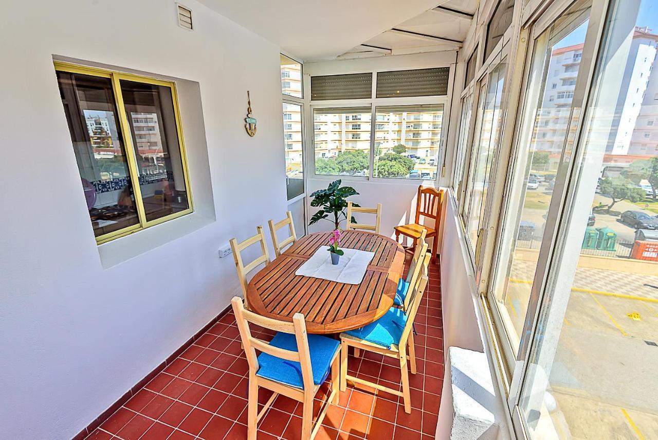 Ocean View Beach Apartment With Pool & Balconies 엘푸에르토데산타마리아 외부 사진