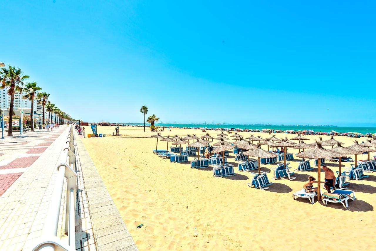 Ocean View Beach Apartment With Pool & Balconies 엘푸에르토데산타마리아 외부 사진